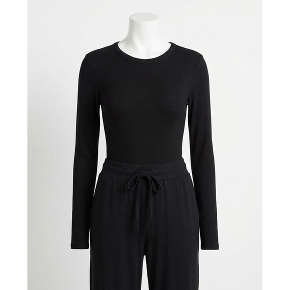 Z SUPPLY Tops - NEW Z SUPPLY second skin crew top in black